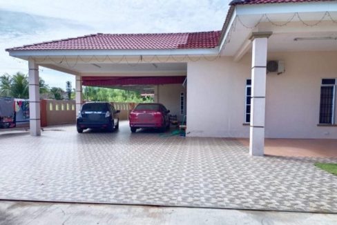 Ejen Hartanah Batu Gajah Perak-Rumah Banglo Setingkat Untuk Dijual Di Kg.Sentang