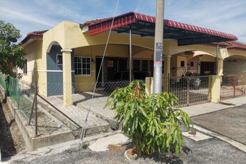 Ejen Hartanah Batu Gajah-Rumah Teres Setingkat End Lot Di Taman Tasek Putra Tronoh