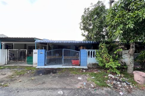 Ejen Hartanah Ipoh-Rumah Teres Setingkat Di Taman Sri Rapat Gunung Rapat