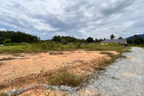 Ejen Hartanah Kuala Kangsar Perak-Tanah Lot Kota Lama Kiri
