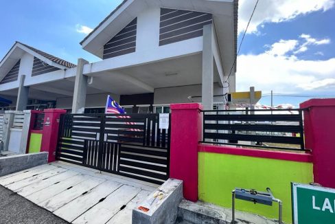 Ejen Hartanah Tronoh Perak-Corner Lot Teres Setingkat Untuk Dijual Di Taman Universiti Tronoh