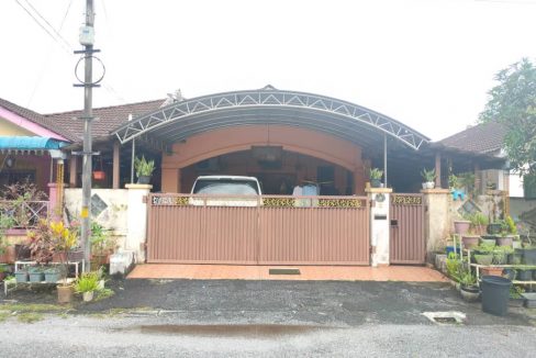 Ejen Hartanah Ipoh-Rumah Semi-d Setingkat Di Puncak Jelapang Maju