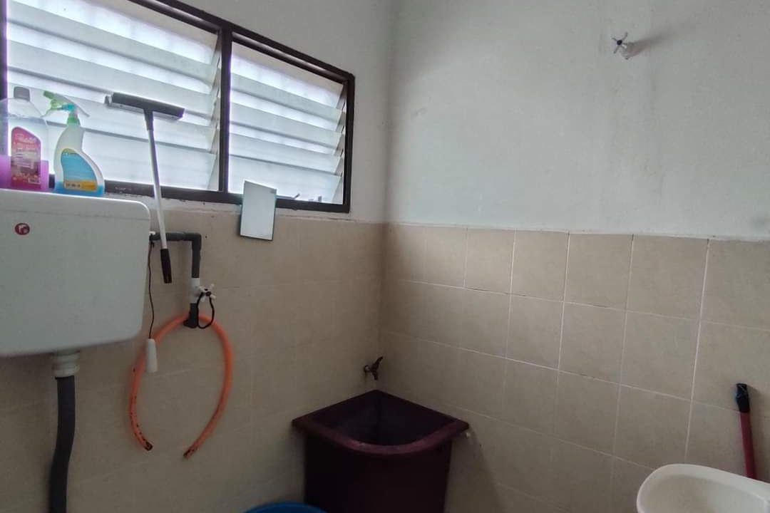 Ejen Hartanah Kuala Kangsar-Rumah Teres Setingkat Di Taman Kledang, Sg.Siput-10