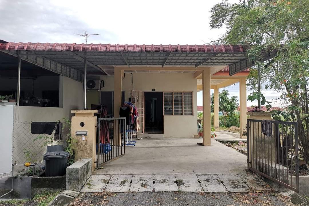 Ejen Hartanah Ipoh-Corner lot Rumah Teres Setingkat Di Seri Margosa, Taman Botani-1