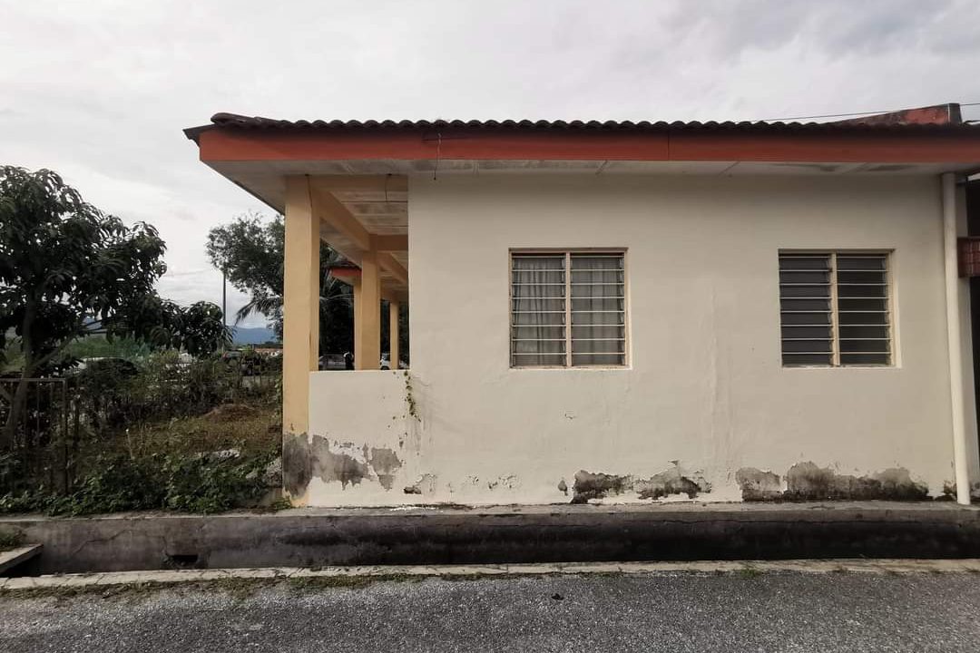 Ejen Hartanah Ipoh-Corner lot Rumah Teres Setingkat Di Seri Margosa, Taman Botani