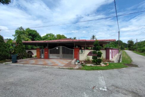 Ejen Hartanah Ipoh-Corner Lot Rumah Banglo Setingkat Kampung Dato' Ahmad Said Tambahan 3
