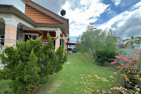 Ejen Hartanah Chemor-Corner Lot Rumah Semi-D Setingkat Untuk Dijual Di Medan Klebang Mewah