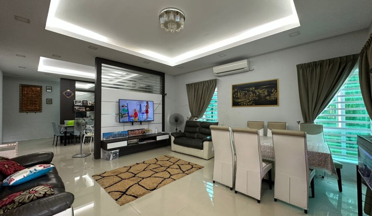 Ejen Hartanah Chemor-Corner Lot Rumah Semi-D Setingkat Untuk Dijual Di Medan Klebang Mewah-6