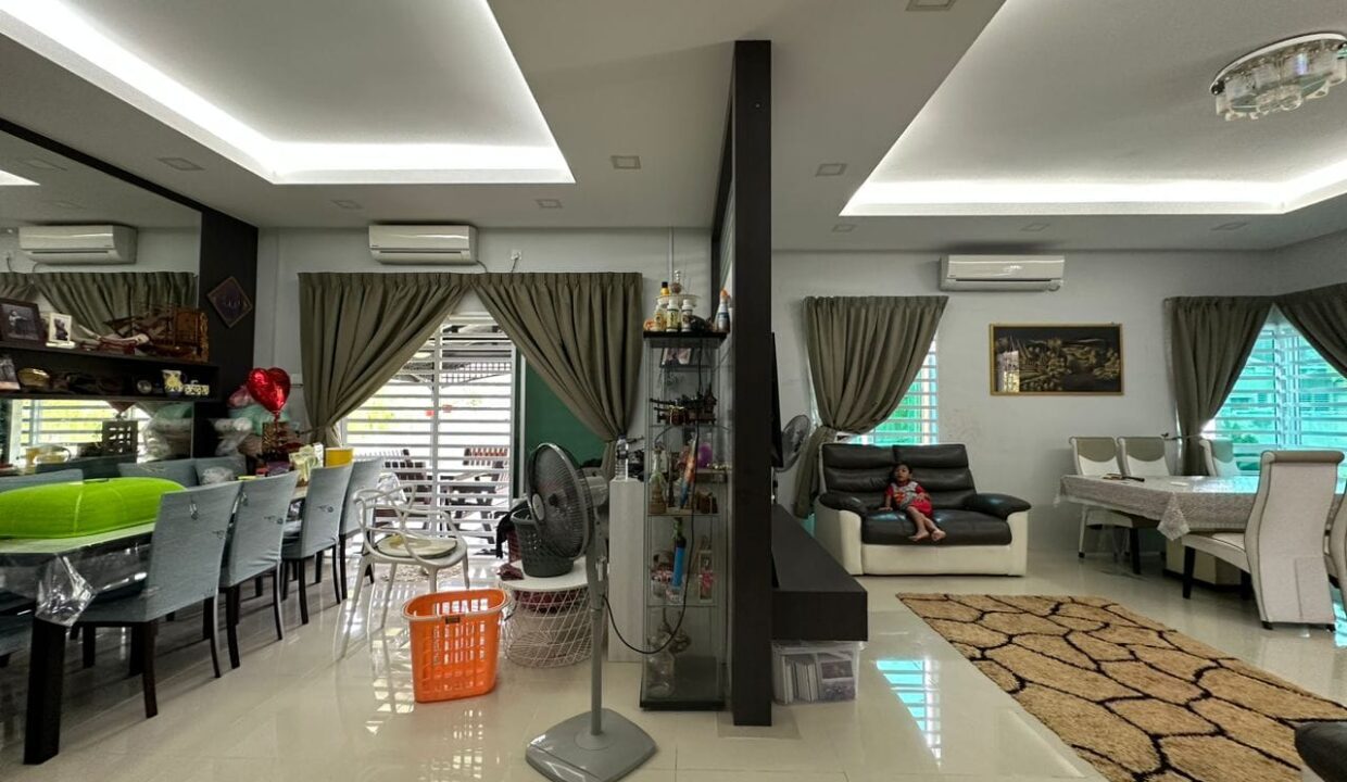 Ejen Hartanah Chemor-Corner Lot Rumah Semi-D Setingkat Untuk Dijual Di Medan Klebang Mewah-7