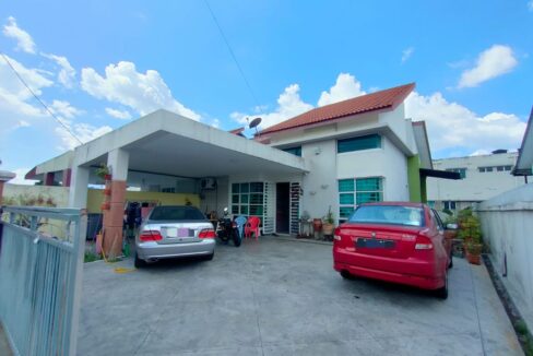 Ejen Hartanah Ipoh-Rumah Semi-D Setingkat Di Klebang Indah