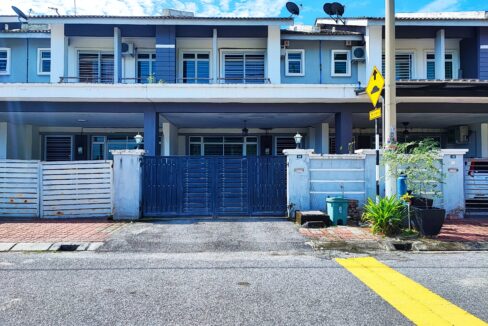 Ejen hartanah Ipoh-Rumah Teres 2 Tingkat Di Desa Lang Indah
