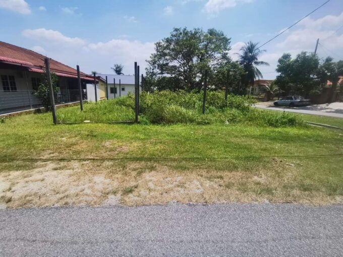 Ejen Hartanah Perak-Tanah lot Kediaman Untuk Dijual Di Kampung Cik Zainal Tambahan