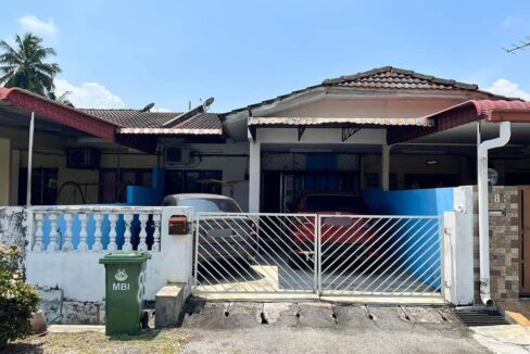 Ejen Hartanah-Rumah Teres Setingkat Untuk Dijual Di Pekan Razaki Ipoh