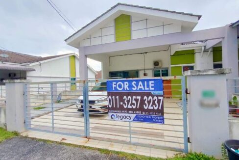 Rumah Teres Setingkat Untuk Dijual Di Lakeville Seri Iskandar !!!