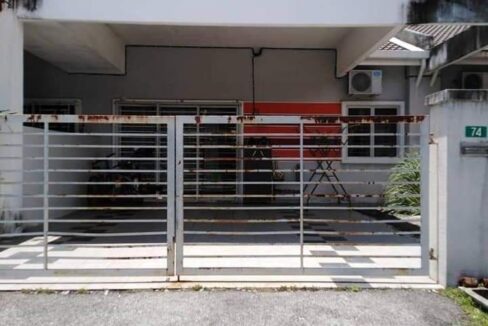 RUMAH SETINGKAT DI LAKEVILLE, SERI ISKANDAR UNTUK DIJUAL!!