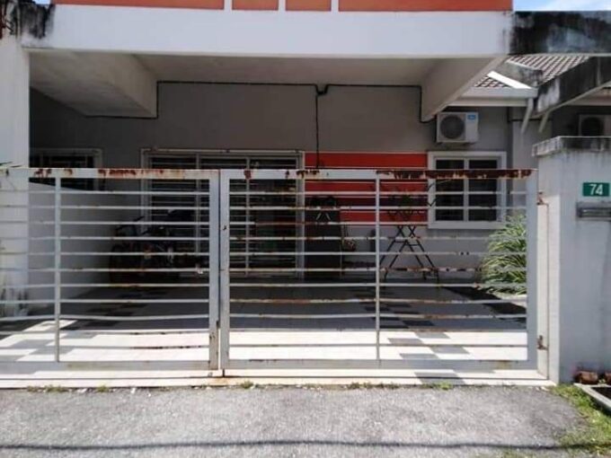 RUMAH SETINGKAT DI LAKEVILLE, SERI ISKANDAR UNTUK DIJUAL!!