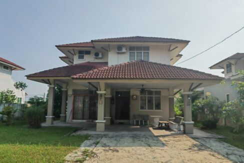 Double Storey Bungalow Lapangan SSI Ipoh
