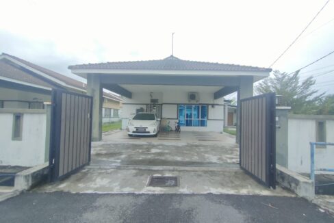 Freehold Corner Lot Banglo Taman Lekir Bestari, Lekir, Perak