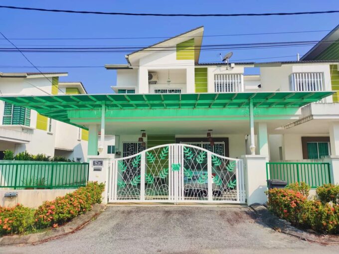 Semi D Dua Tingkat Di Lakeville Seri Iskandar