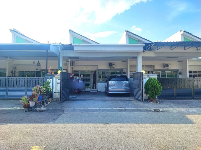 Teres Setingkat Untuk Dijual di Taman Lapangan Kiara, Ipoh